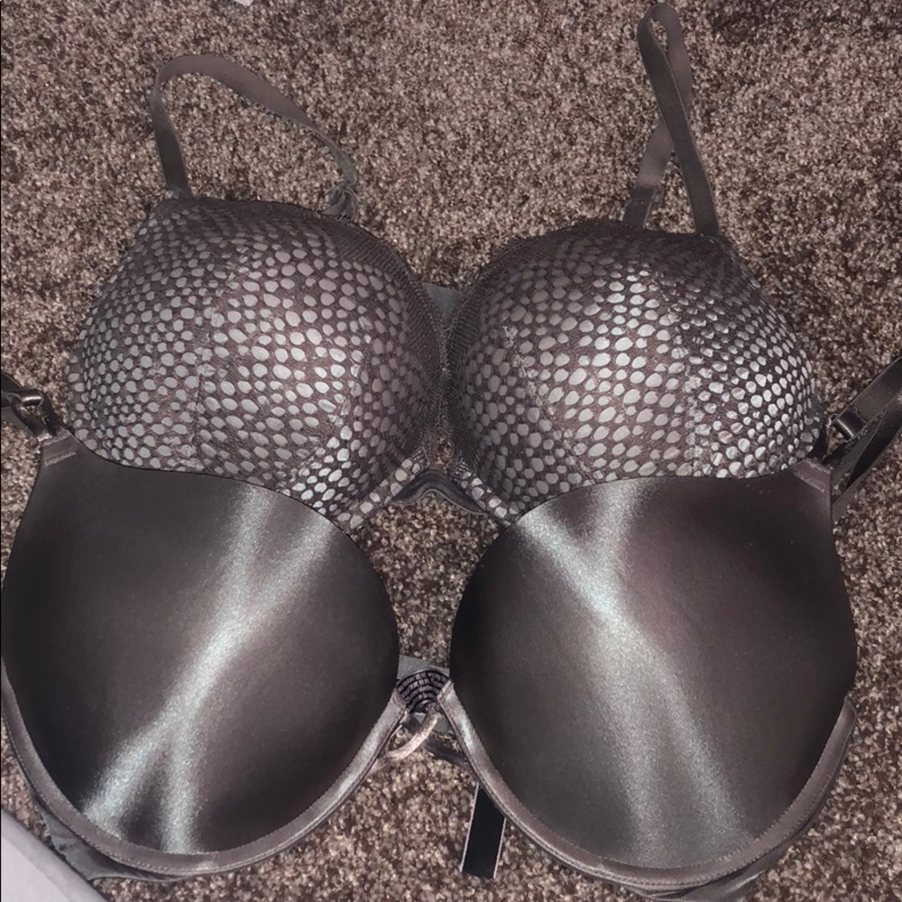 2 bombshell bras